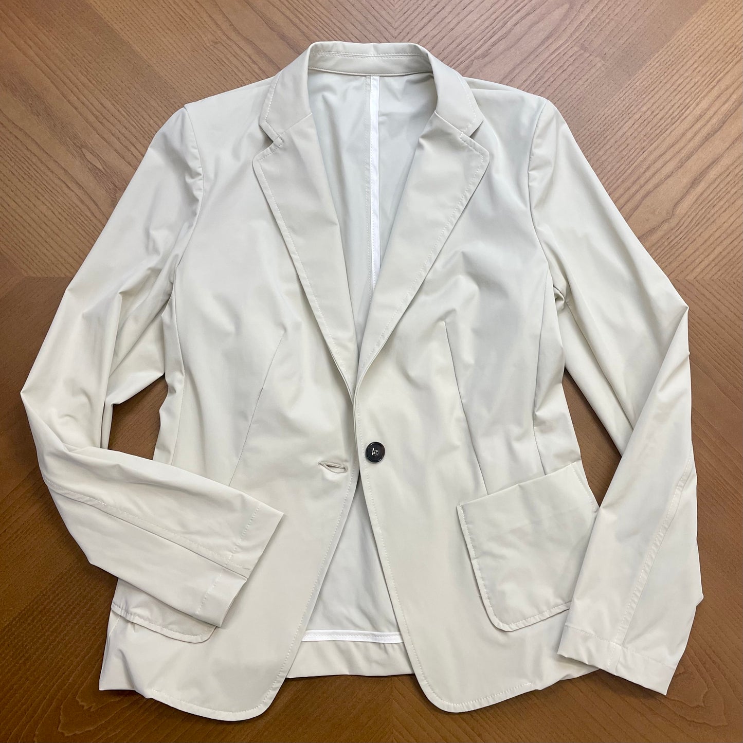 TRAVEL WOMAN BEIGE