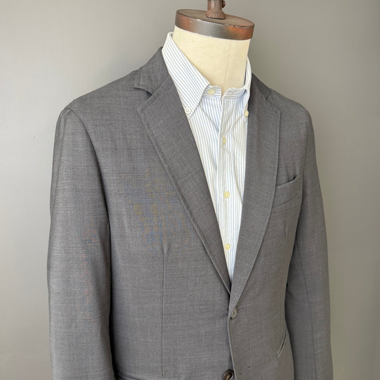 BLAZER DE LANA TÉCNICA GRIS MEDIO