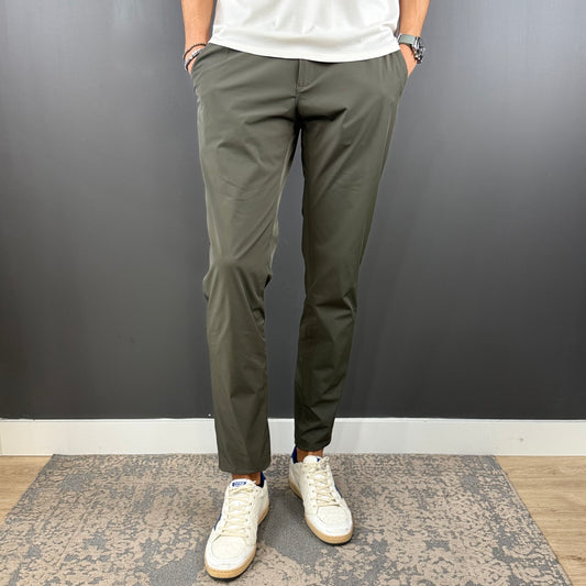 PANTALÓN ELÁSTICO TECH KAKY