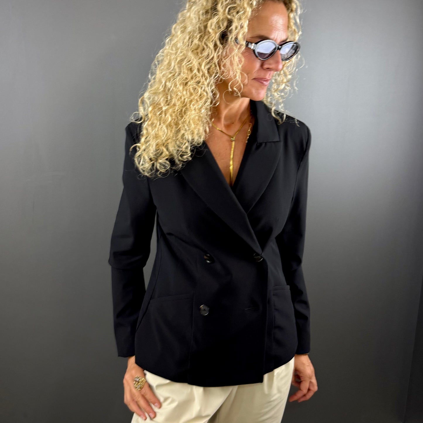 NEW / MONACO BLACK BLAZER