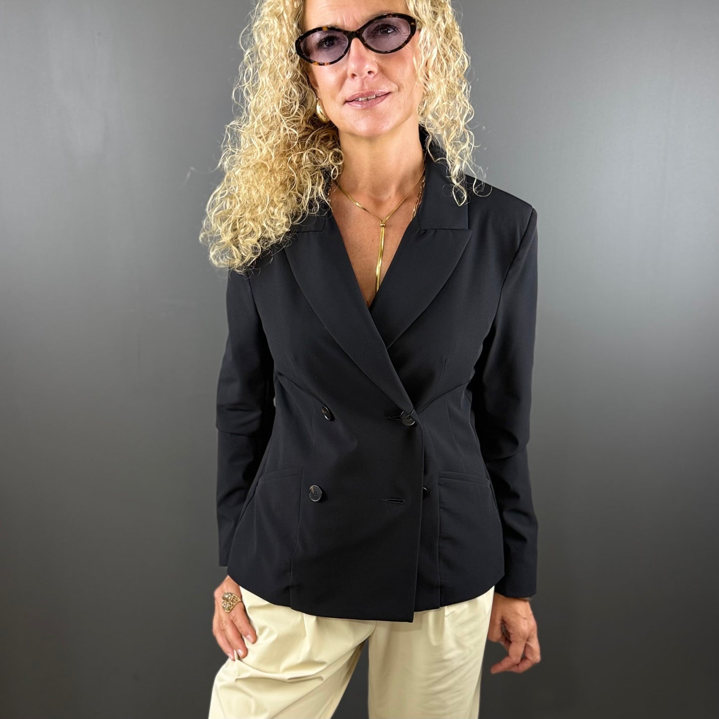 NEW / MONACO BLACK BLAZER