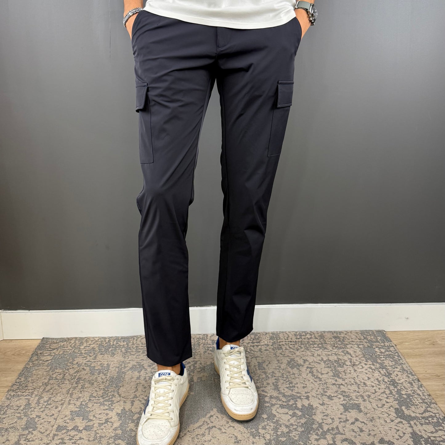 PANTALÓN ELÁSTICO TECH CARGO NAVY