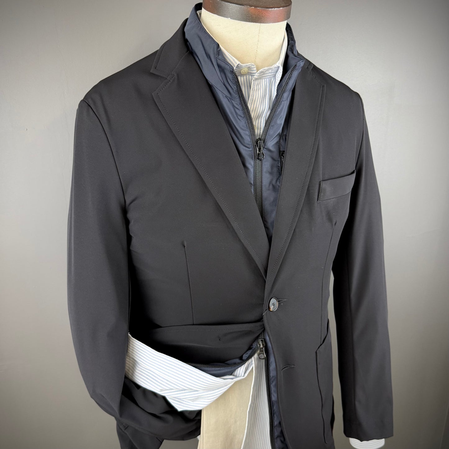 NEW COLOR / BLAZER 2B JOURNEY NEGRO