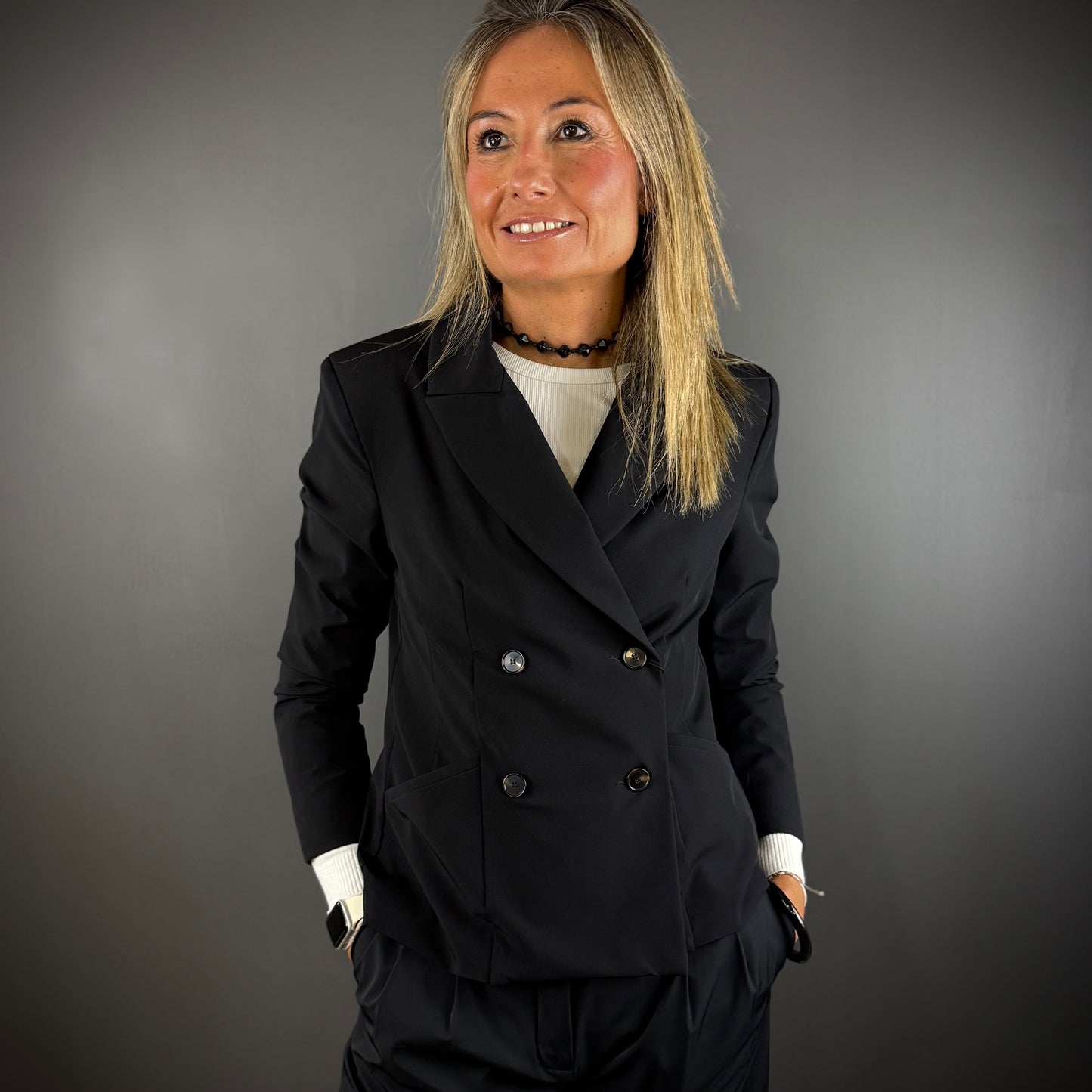 NEW / MONACO BLACK BLAZER