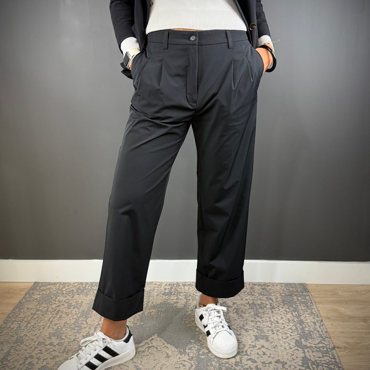 NUEVO / PANTALÓN TECH WOMAN NEGRO