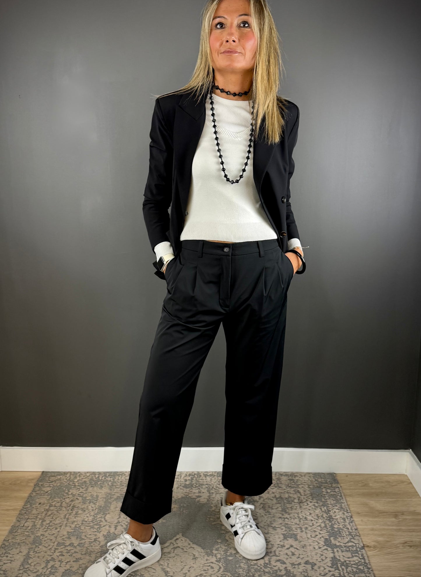 NUEVO / PANTALÓN TECH WOMAN NEGRO