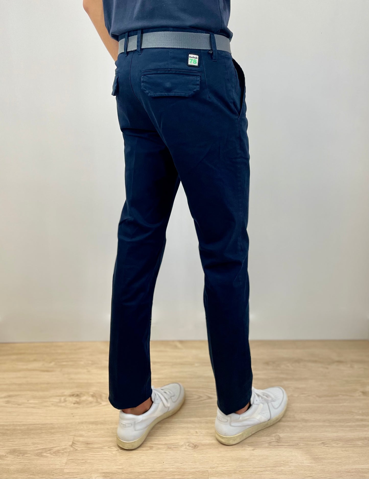 PANTALÓN CHINO TAP NAVY