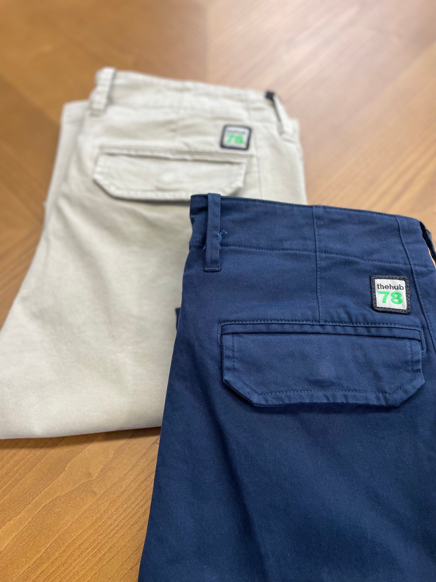 PANTALÓN CHINO TAP NAVY