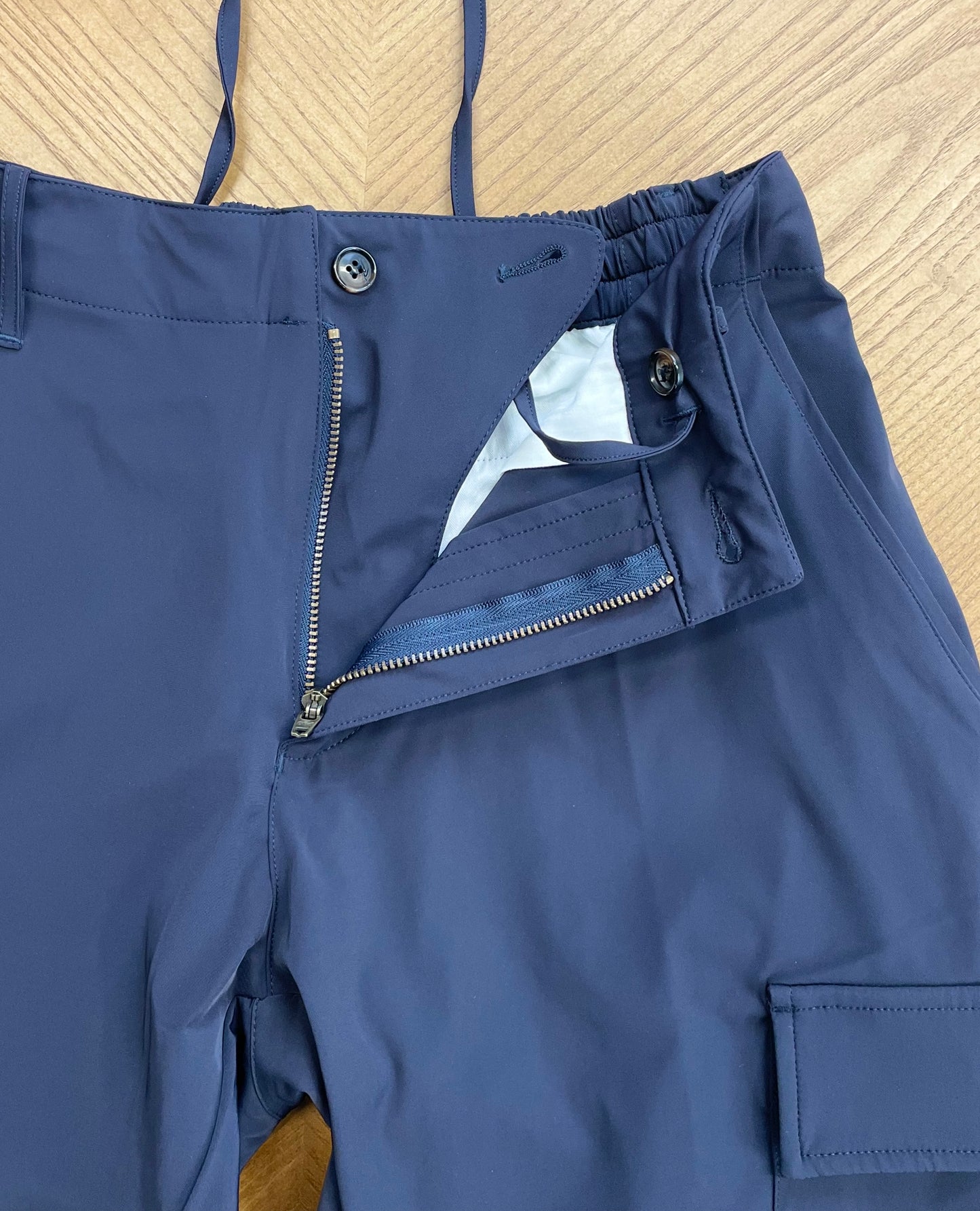 PANTALÓN ELÁSTICO TECH CARGO NAVY