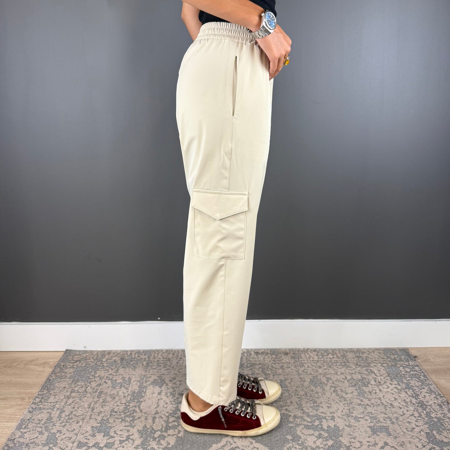 PANTALÓN DE GOMAS SAKAI BEIGE