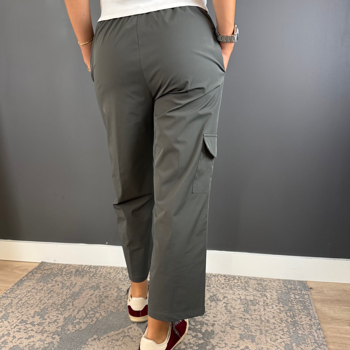 PANTALÓN DE GOMAS SAKAI KAKI