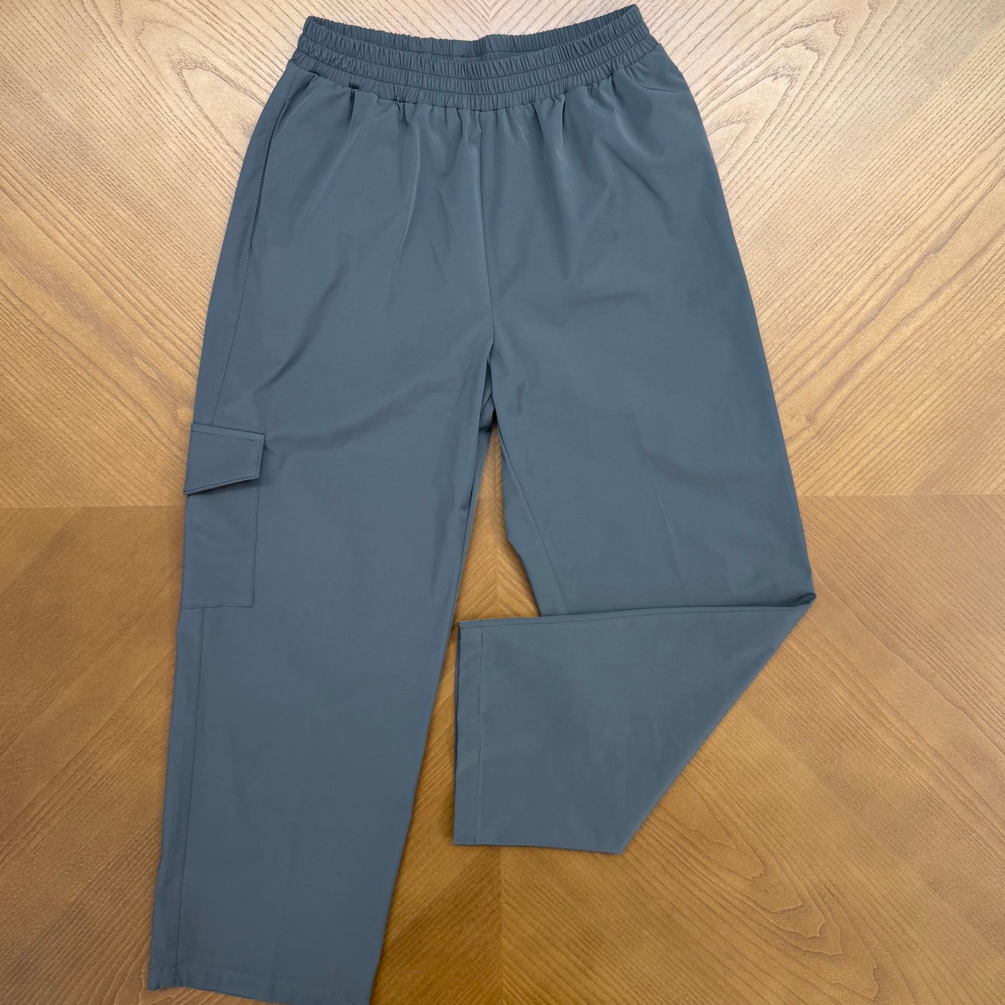 PANTALÓN DE GOMAS SAKAI KAKI