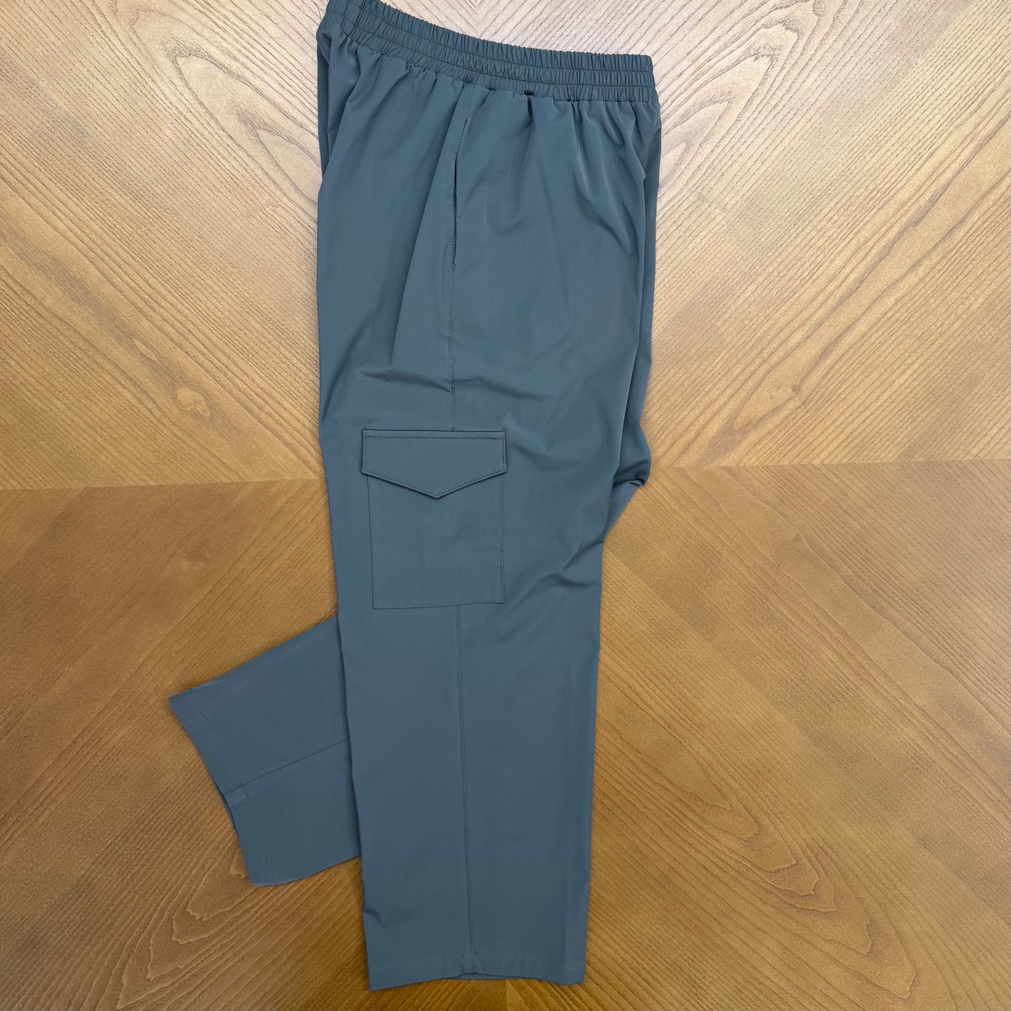 PANTALÓN DE GOMAS SAKAI KAKI