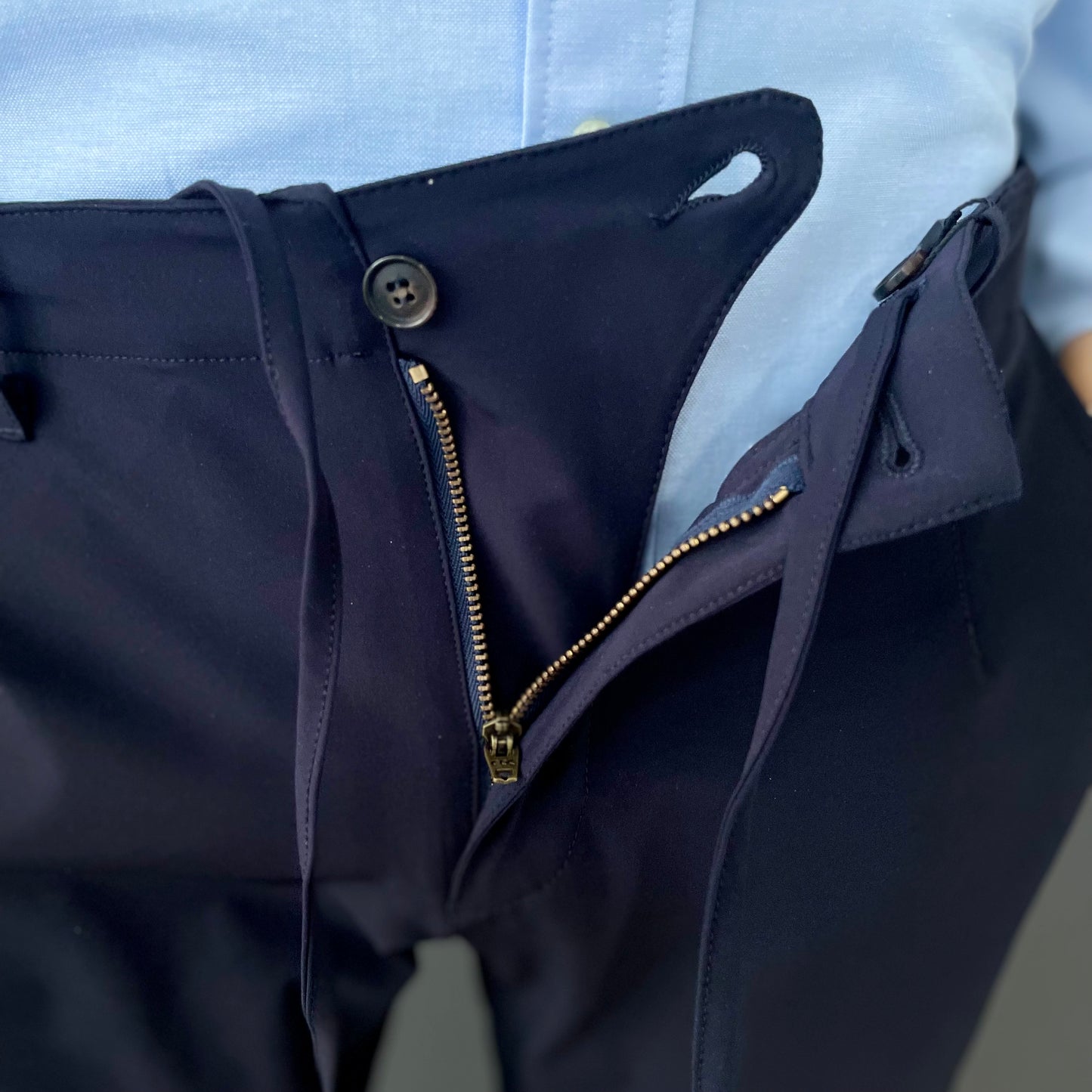 PANTALÓN ELÁSTICO TECH NAVY