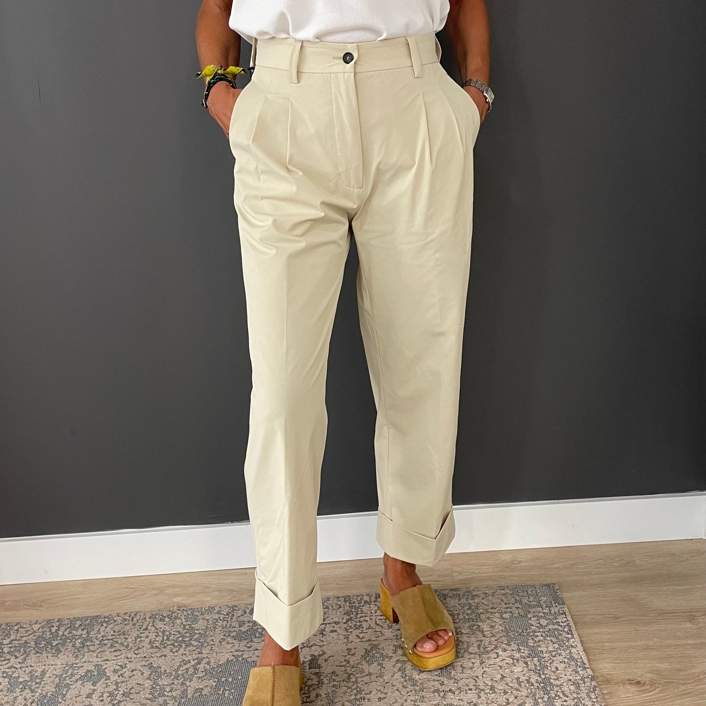 NEW / PANTALÓN TECH WOMAN BEIGE