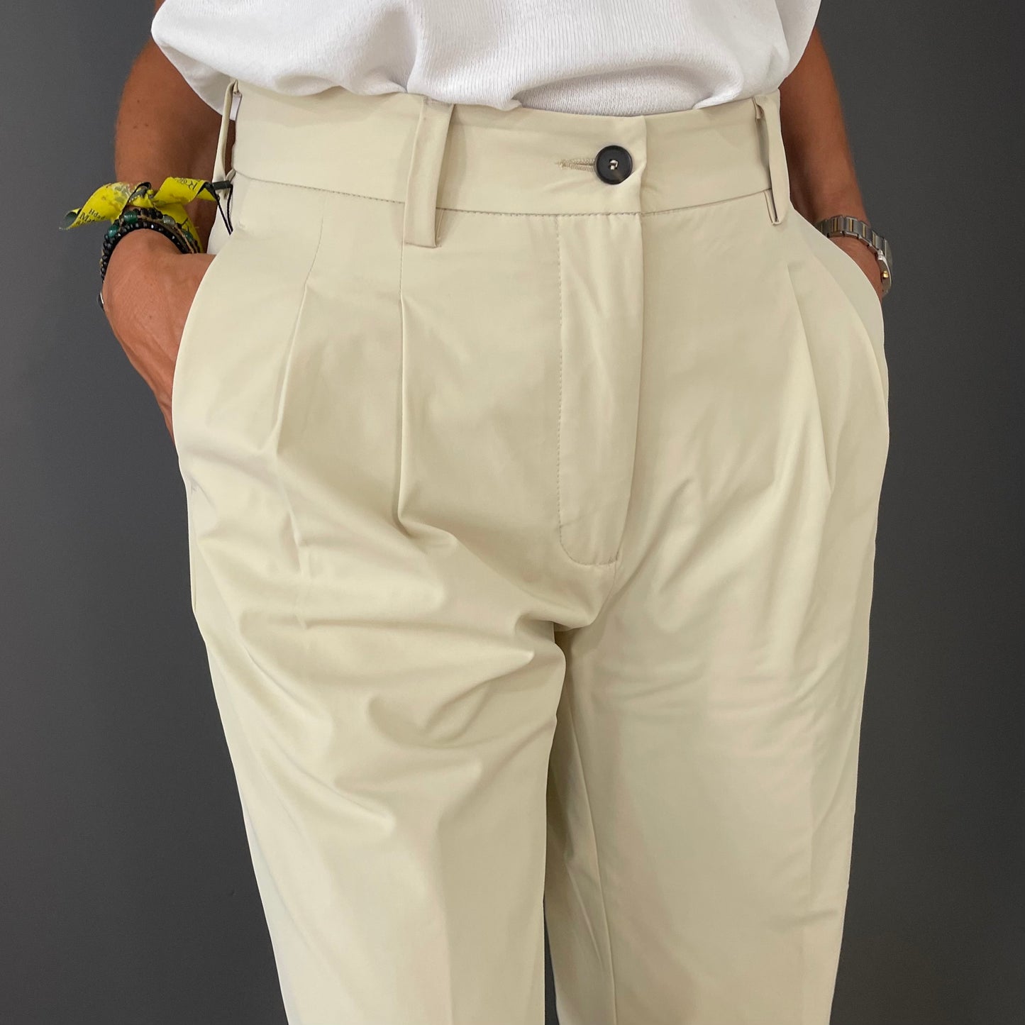 NEW / PANTALÓN TECH WOMAN BEIGE